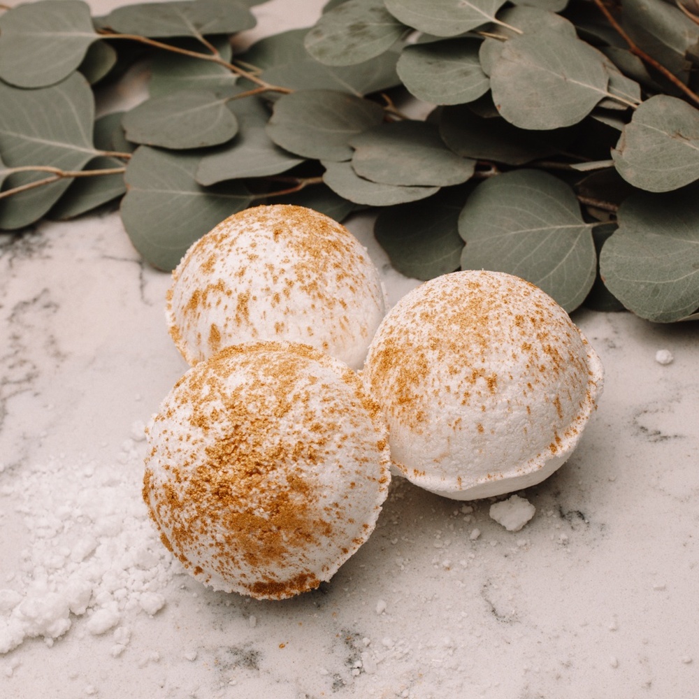 *Host Pick* 3 Organic Bath Balls With Gold Stardust